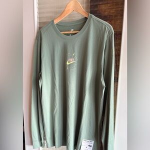 Nike Men's Olive Long Sleeve Tee